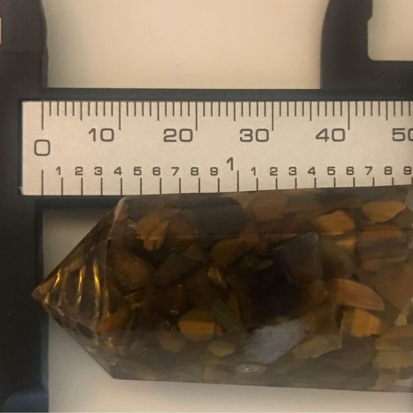 Resin point filled with tigers eye chips 2 inches tall - Picture 3 of 3